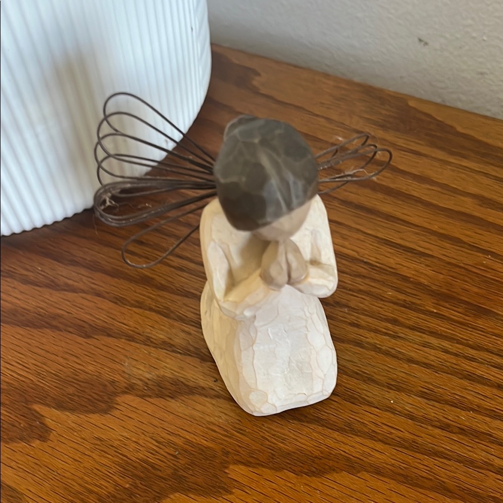 Willow tree Angel of Prayer